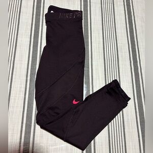 Nike pro hyper warm leggings, medium